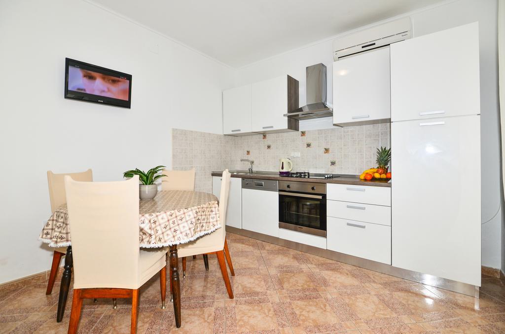 Apartments Sonja Tučepi Dış mekan fotoğraf